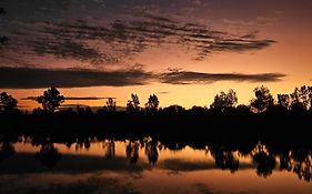 Sunset View River Guesthouse